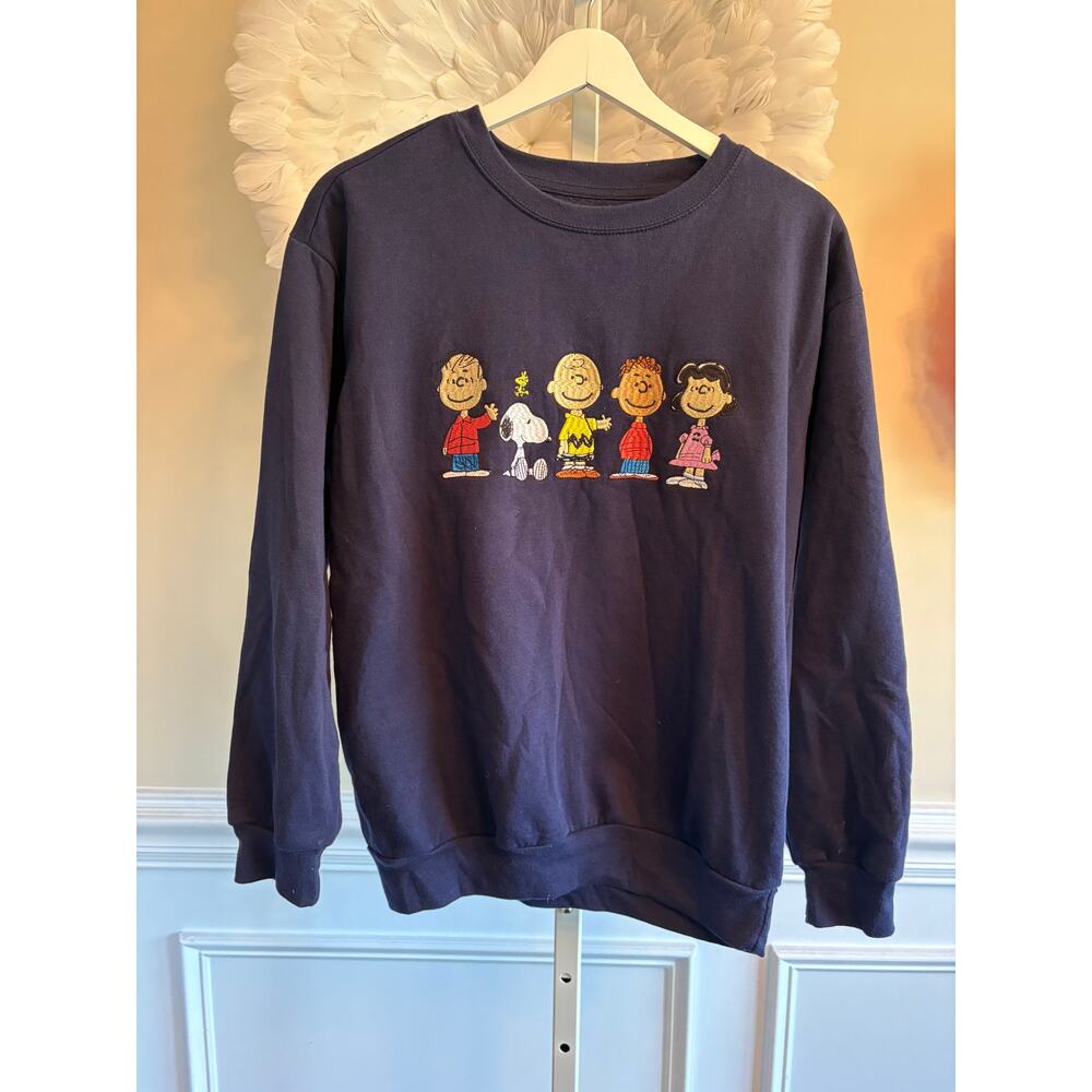 PEANUTS EMBROIDERED SNOOPY AND GANG SCREENPRINT SWEATSHIRT SIZE SAND